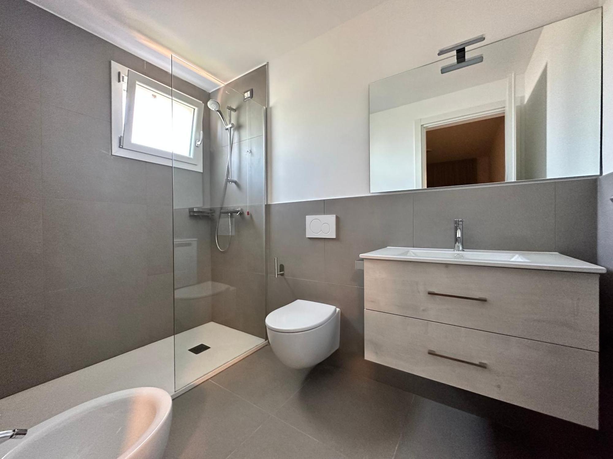 Nuovo Condominio Con Piscina E Garage Бибионе Екстериор снимка